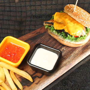  Chickhen Burger 