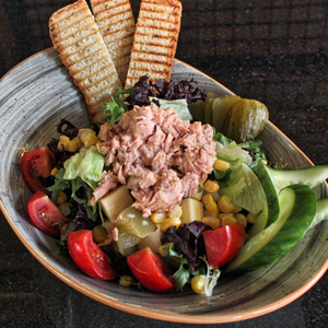  Ton Balıklı Salata 